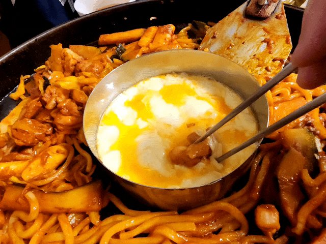  남춘천역 닭갈비 맛집 남춘천호반닭갈비 치즈퐁듀닭갈비 후기