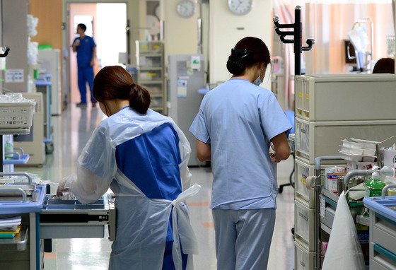 존엄사 원했지만 자식은 "안돼"…갈비뼈 부러지며 CPR 받은 89세母 존엄사 원했지만 자식은 "안돼"…갈비뼈 부러지며 CPR 받은 89세母