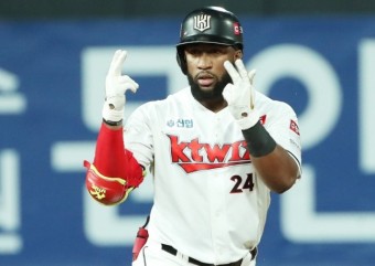  KT MVP 로하스 주니어 영입!!! 쿠에바스 벤자민 재계약 연봉 로하스 연봉 계약 기록 내년시즌 우승도전 !
