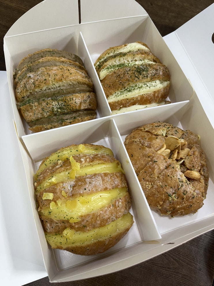  [단양 맛집 추천] 단양구경시장 충청도 순대 마늘 순대, 오성통닭 통마늘 야채 닭강정, 단양제빵소 크림치즈 마늘빵