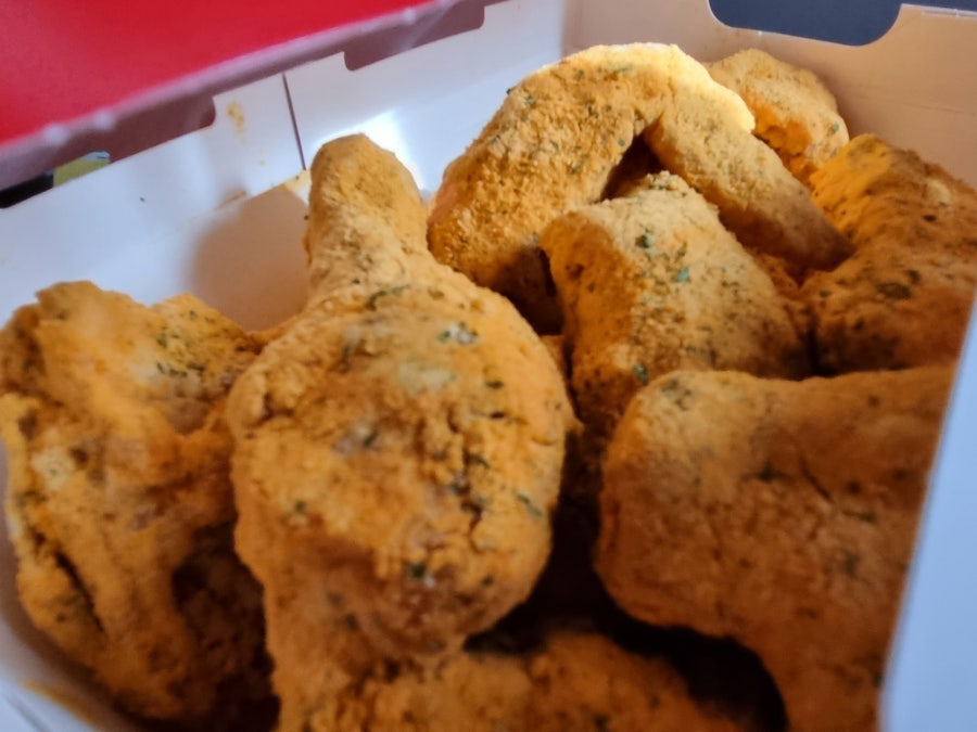 BHC치킨 고촌신곡점 사진 1