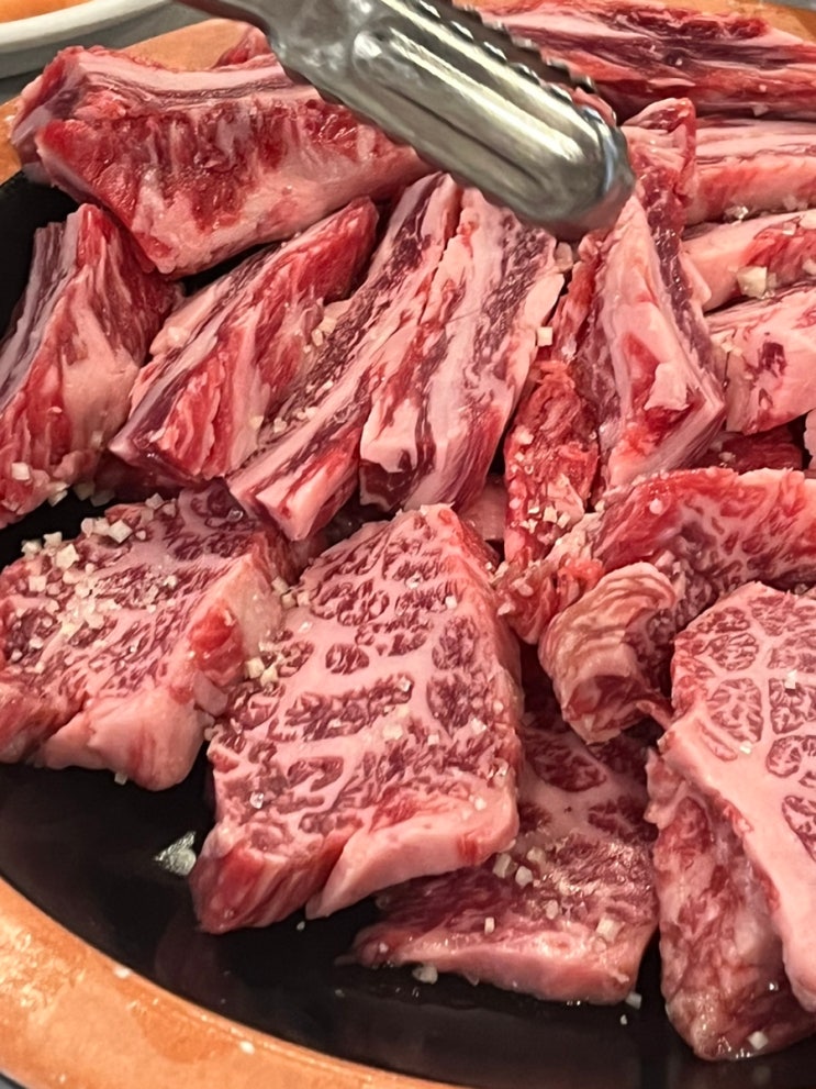 송절동 맛집 <b>우생순</b>, 한우 한돈 고기 맛도리 재방문 의사 있는... 
