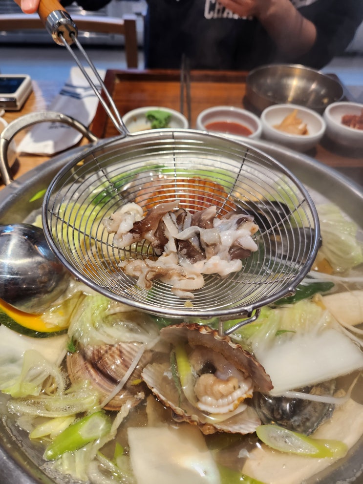 [남해]#2 12월 제철 새조개 샤브샤브. 두 번째 재방문한 여행 맛집 : 삼천포맛집정서방