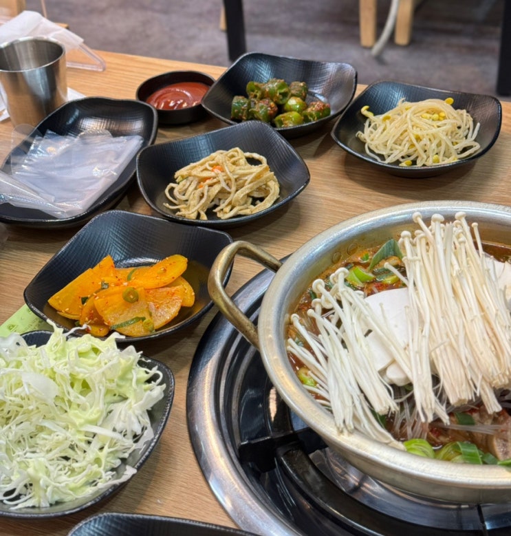  루원시티 아기랑 외식나들이 홍대장매운갈비찜 후기