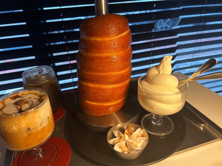  군산카페추천, 굴뚝빵이 있는 군산미장동 MTT카페