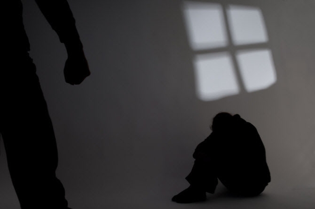  5년간 여동생 성폭행, 유산 시킨 친오빠…“징역 12년? 무겁다” 항소