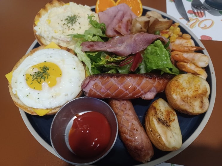  [회기] 줄서는 브런치 맛집 에잇올리