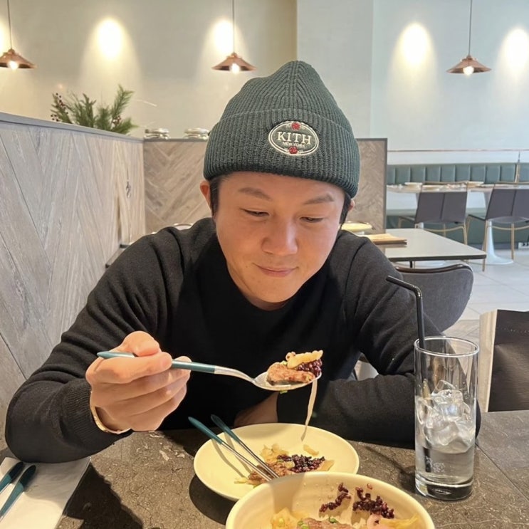  남자 겨울 모자 브랜드 추천 조세호 패션 속 KITH 비니 어때?