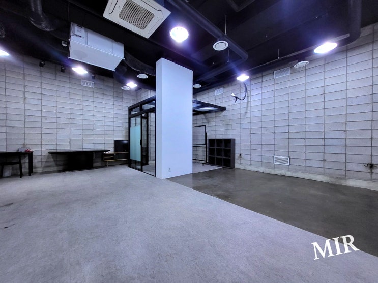  강남스튜디오사무실 층고높은 알룸빌딩 임대