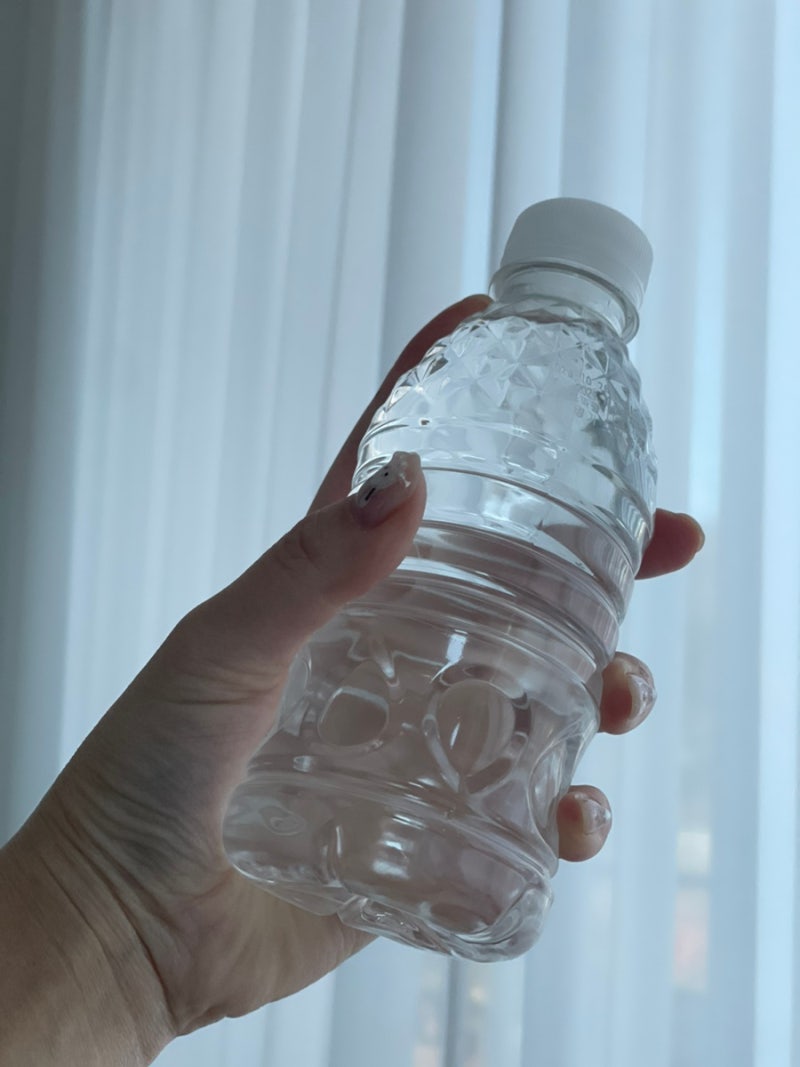 스파클 생수 미니생수 330ml 로 아이용으로 아이용으로 좋아요