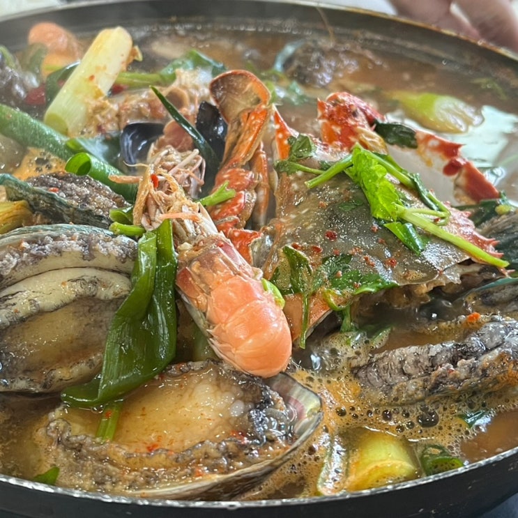 제주도 맛집 | 전복뚝배기 전복해물전골 서귀포 &ldquo;산방산초가집&rdquo; 후기