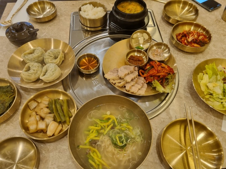  방이동 한식 맛집 한티옥 깔끔한 보쌈정식