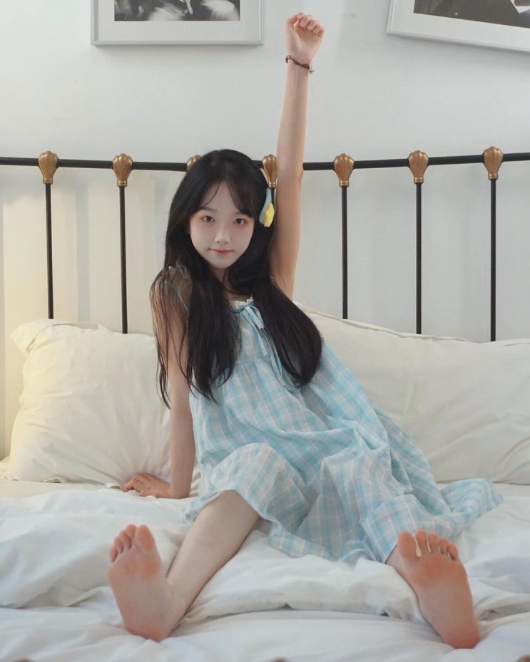  예쁜 여자 발바닥 발 사진 모음 발가락 발페티시