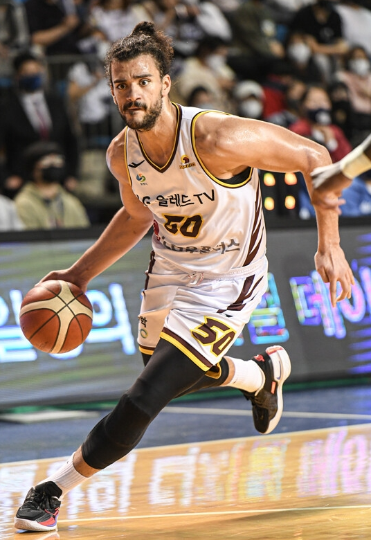 아셈 <b>마레이</b> 프로농구 2R MVP 선정 프로필 및 기록