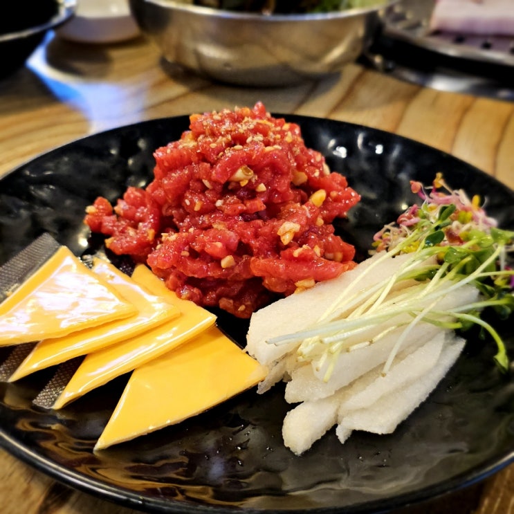  구미 신평동맛집 참숯꼬기본점 청도한재미나리삽겹살 개시 육회맛집