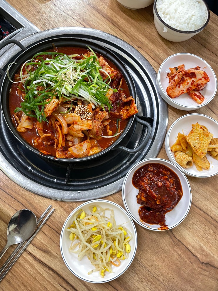  오삼불고기, 제육볶음이 맛있는 용인 기흥 맛집 큰손식당 오래된 노포맛집 엄지척