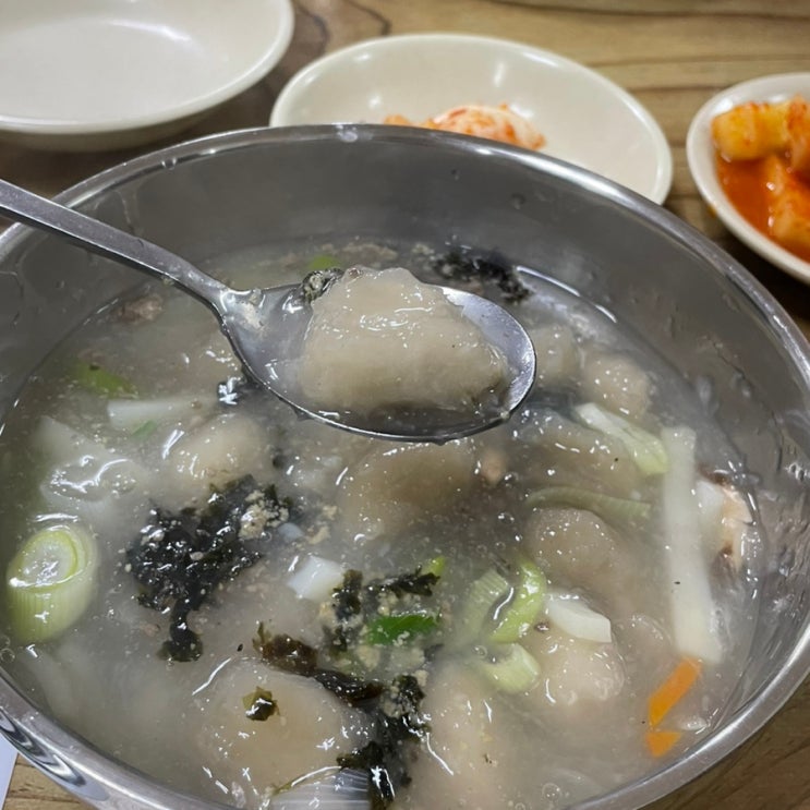  강릉맛집 여왕개미식당 현지인이 찾는 중앙시장 옹심이 맛집
