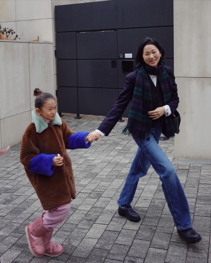 장윤주가 착용한 여자 연예인 명품 손목 샤넬 시계 J12 정보