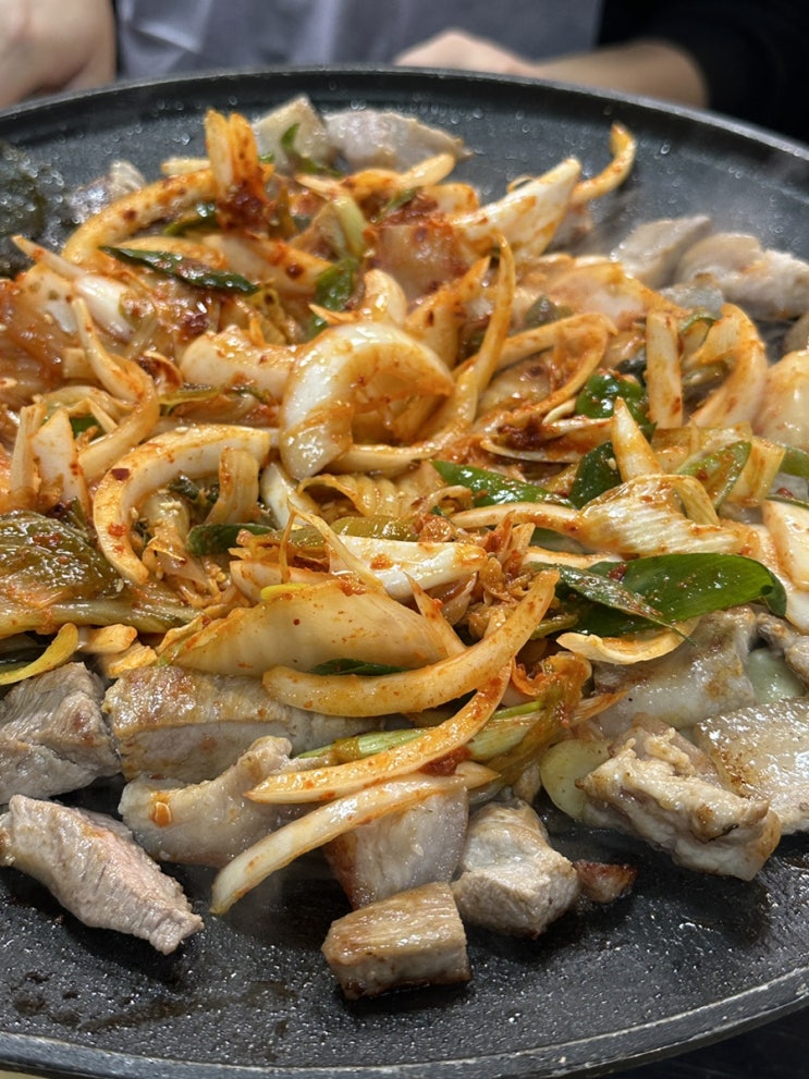  발산역 통돼지 고기 맛집 <발산동 돼지집>
