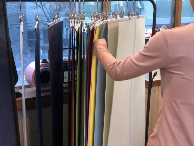  홍대민증사진 모델로 스튜디오 홍대점에서 인생사진 찍었다