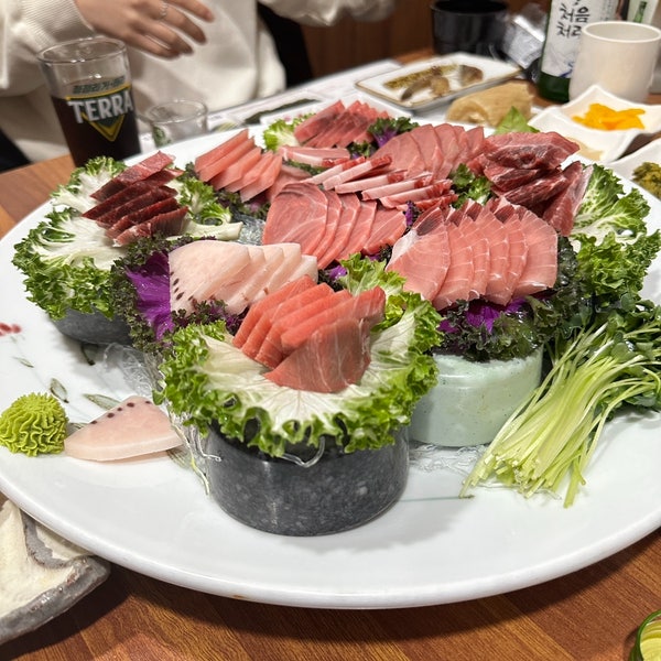  전주 송천동 스끼다시가 많이 나오고 참치가 맛있는 대한 참치