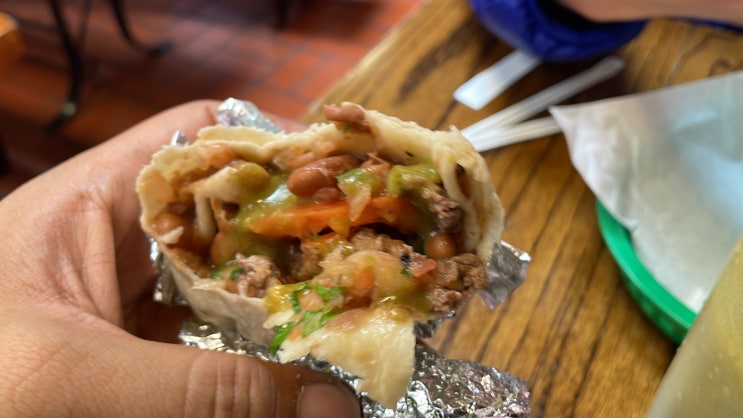  멕시코 현지인이 만든 타코의 맛이란? 샌프란시스코의 멕시칸식당 La Taqueria