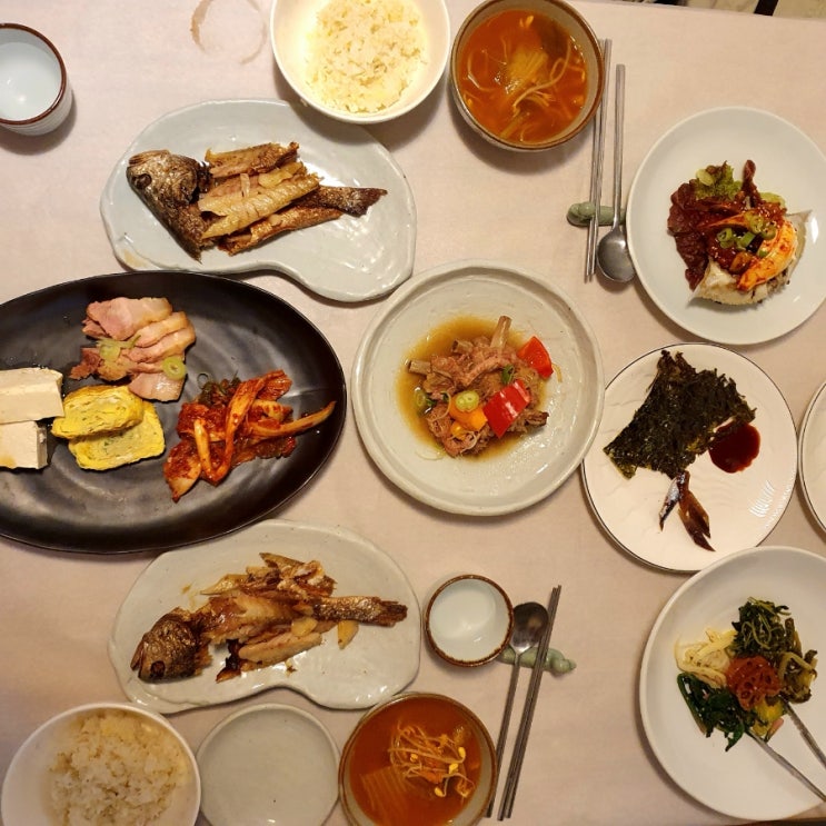 프라이빗한 인사동 한정식 한식 맛집 구테이블