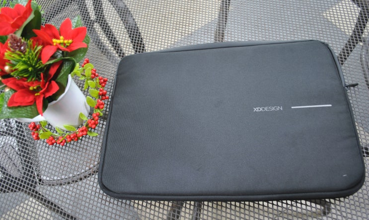 엑스디디자인 15인치 16인치 노트북 파우치 방수기능과 부드러운 안감이 굿!