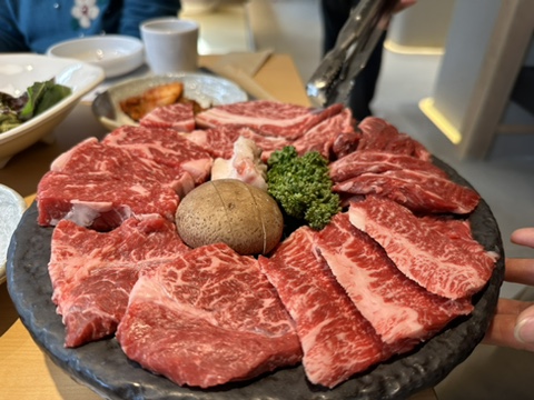  [서울 성내동 고깃집] 이한우 :: 기분이 저기압일 때는 품격 있는 콜드 고기앞 으로 가라! ( feat. 콜드 한우)
