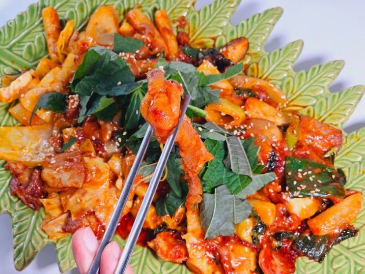  이맛고집 닭치삼불고기 닭발밀키트 술안주밀키트