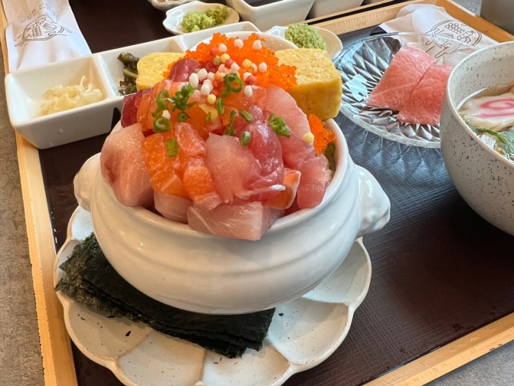  왕십리 맛집 / 맛있는 숙성회가 가득 올라간 카미센동 / 스시도쿠 카미동(주차 가능)