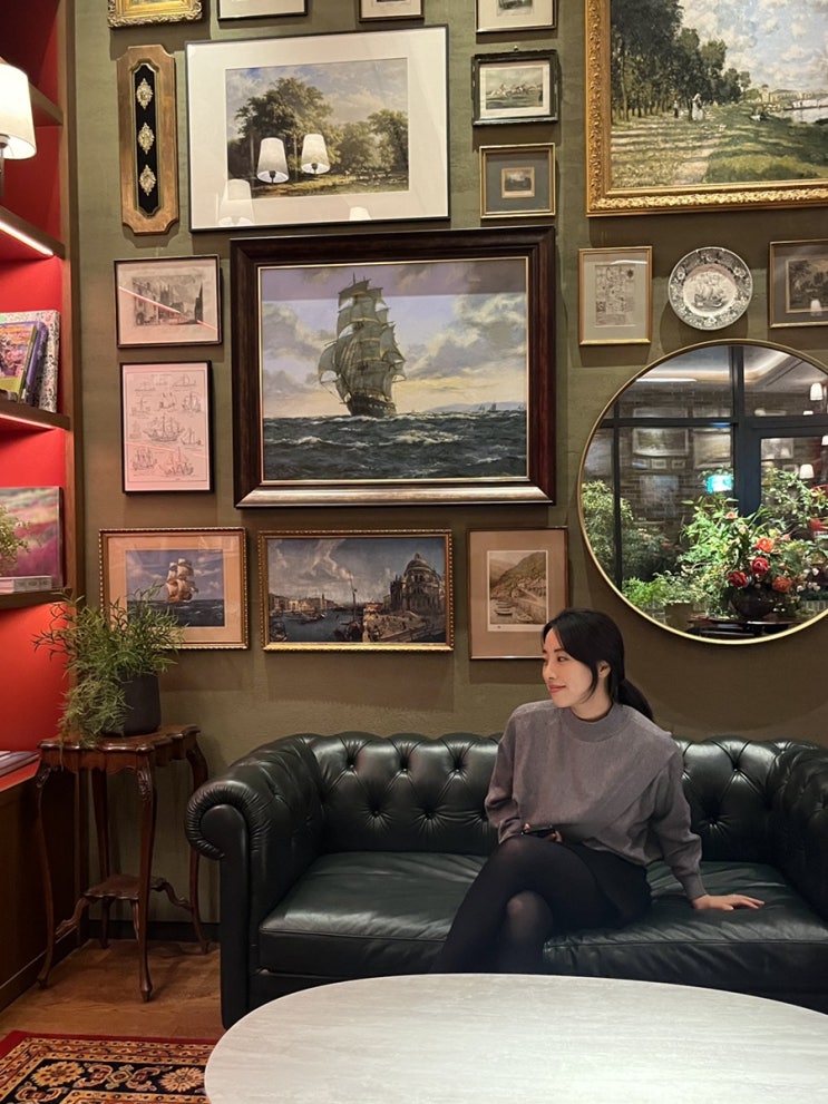 <아난티앳강남 살롱드<b>모비딕</b>> 포토존/수영장/헬스장
