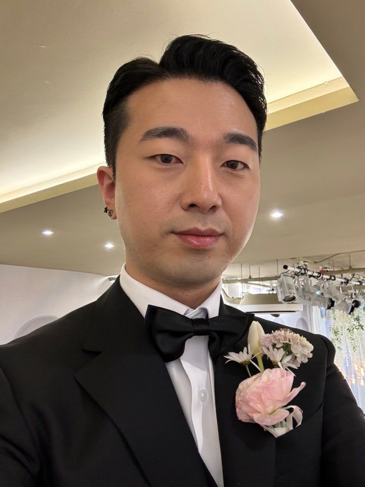 12월 17일 바쁜 와중에 남긴 결혼식 스케치 12월 17일 바쁜 와중에 남긴 결혼식 스케치