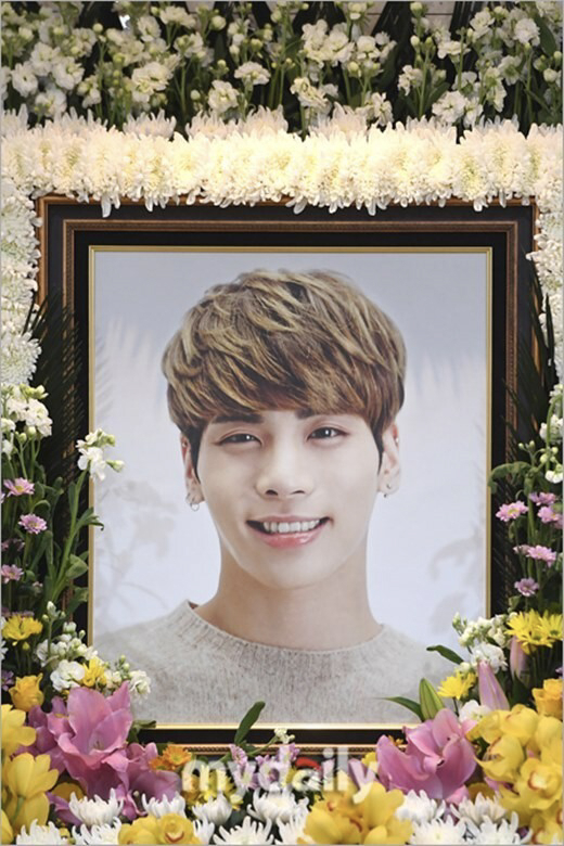 故 <b>샤이니</b> 종현 오늘(18일) <b>6주기</b> 늘 당신을 사랑합니다