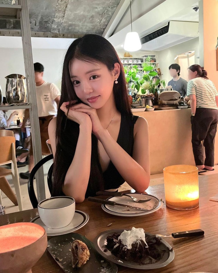 '솔로지옥3' 제니·장원영 닮은꼴 유시은, 직업부터 인스타 화제 몰이 '솔로지옥3' 제니·장원영 닮은꼴 유시은, 직업부터 인스타 화제 몰이
