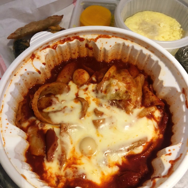  엽기오뎅 엽기떡볶이 떡 당면추가 매운맛 짜릿해