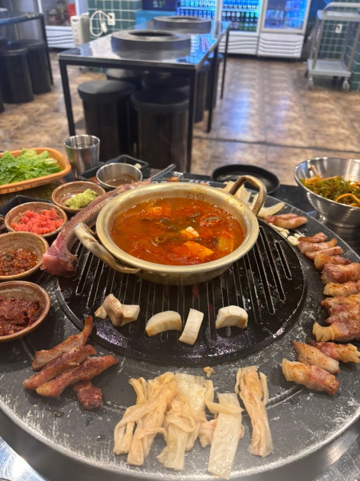  제주도 숙성고기를 먹을수 있는 구리고기집(feat.육도담 구리점)