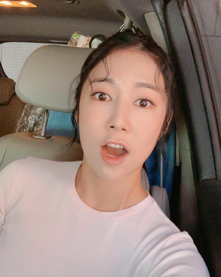'성희롱 피해' 사유리, 언급한 원로가수 정체...추측 난무하자 사과 "오해의 소지가 있는 발언 죄송" '성희롱 피해' 사유리, 언급한 원로가수 정체...추측 난무하자 사과 "오해의 소지가 있는 발언 죄송"
