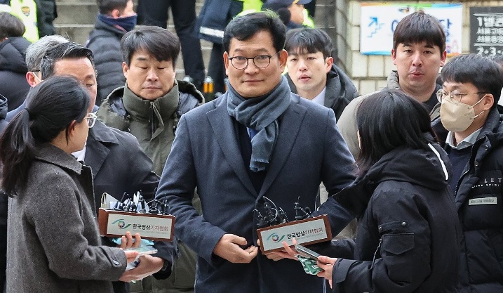 [송영길 구속] '민주당 <b>돈봉투</b>' <b>송영길</b> 구속…법원 "사안... 