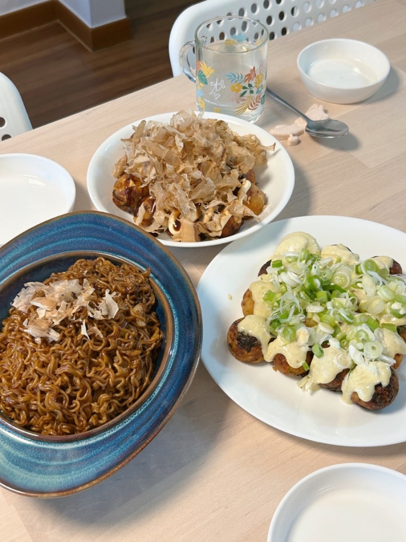 집타코야키! 타코야키에 문어 많이 넣으면 맛있을까? #타코야키 #타코야키재료 #타코야키레....