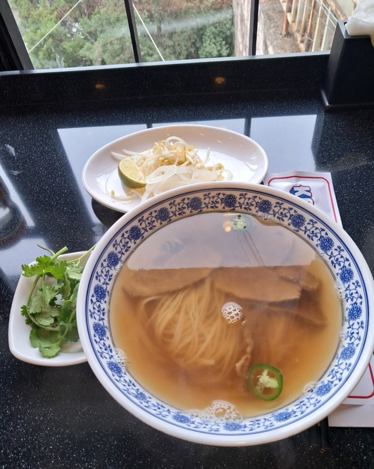 이태원 경리단 :Korea Town Plaza 코리아타운플라자 쌀국수 순두부 가성비 맛집 이태원 경리단 :Korea Town Plaza 코리아타운플라자 쌀국수 순두부 가성비 맛집