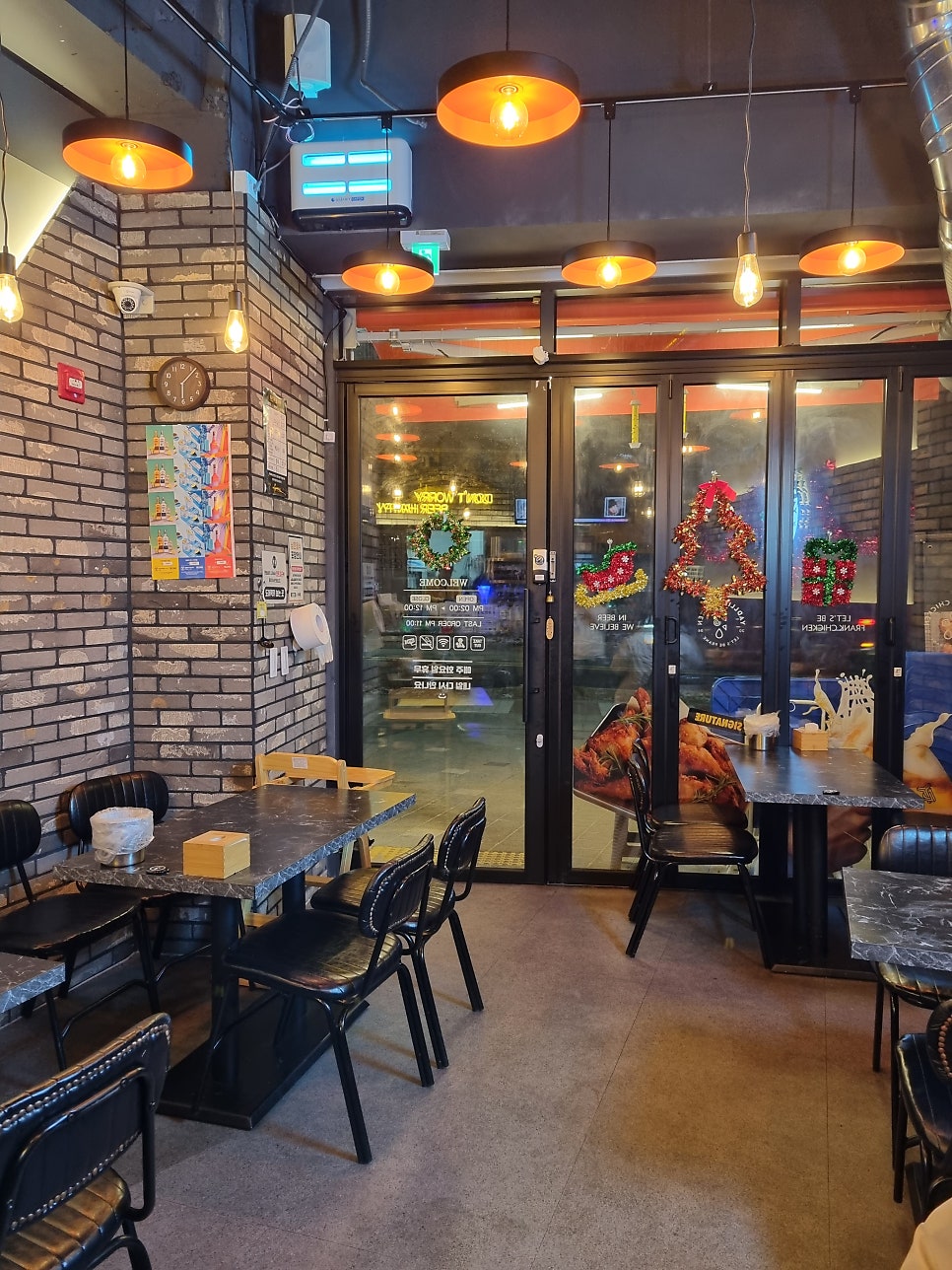 야들리애치킨 화성시청점 사진 5