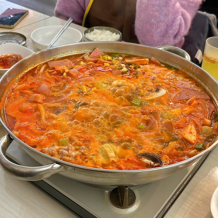 광주 상무지구 부대찌개 점심 맛집 놀부보쌈부대찌개