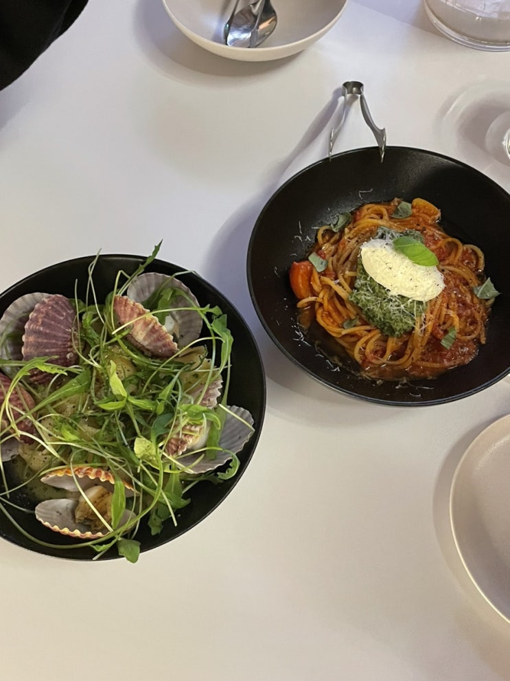  한남동 맛집 델리카트슨 한남 조건부 콜키지프리!