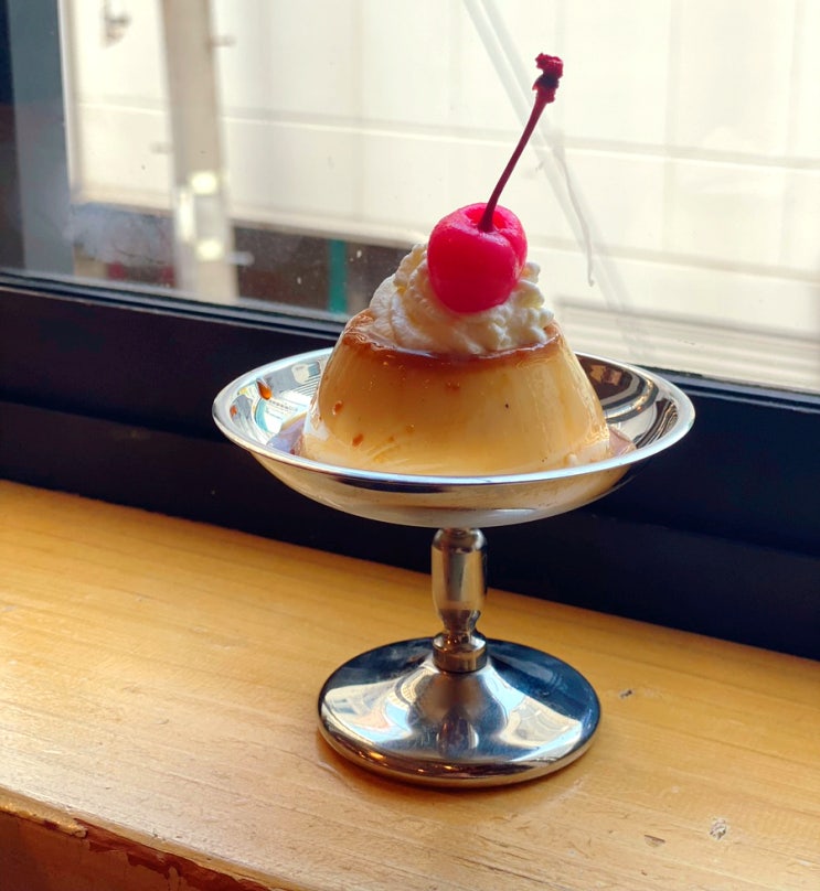 오사카 :: 맛있는 푸딩과 붕어빵이 있는 카페 "더 로스터스 커피 신사이바시" (The Roasters Coffee Shinsaibashi)
