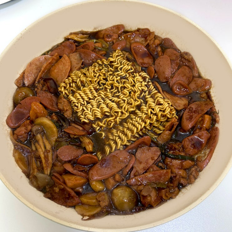  땅스부대찌개 검은사막 콜라보, 검은찜닭 부대찌개 레시피