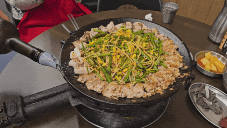  주교동 맛집 장수한우곱창 본점 원당먹자골목 20년된 식당 / 멋진 불쇼는 서비스
