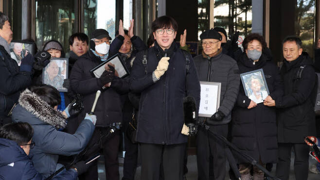‘<b>강제동원</b>’ <b>피해자</b>들, 2차 소송도 <b>승소</b>…<b>피해자</b> “제3자... 