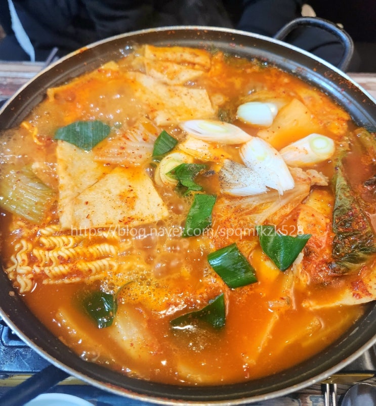  동래, 찐 로컬 술집 '오이소 생탁' 솔직 후기