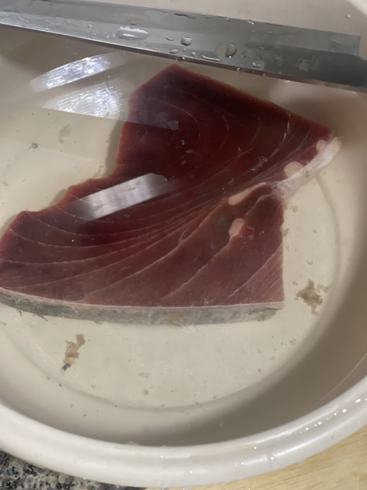  오늘도 딸이 좋아하는 저녁 반찬 준비 중